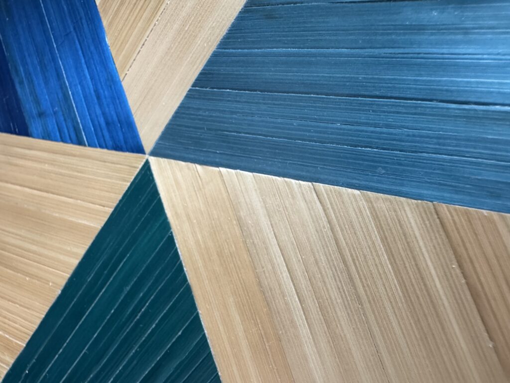 détail de marqueterie de paille